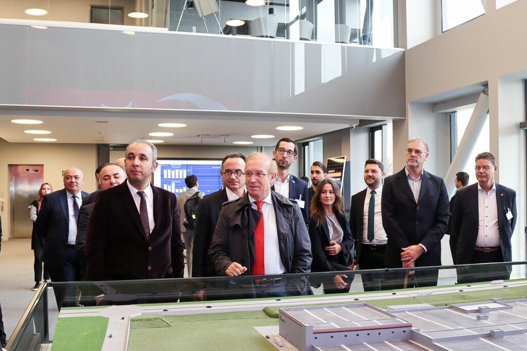 KalyonPV - Türkiye ve Almanya'dan Kamu Görevlileri Fabrikamızı Ziyaret Etti